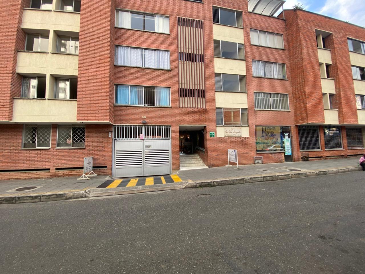 AMPLIO APARTAMENTO · fotografía 1