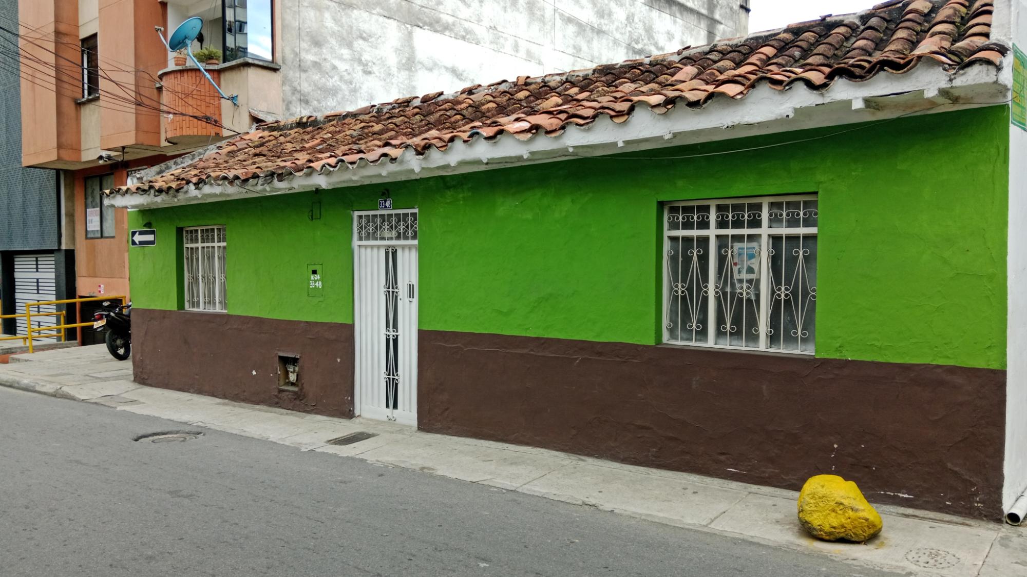 Amplia casa lote · fotografía 1