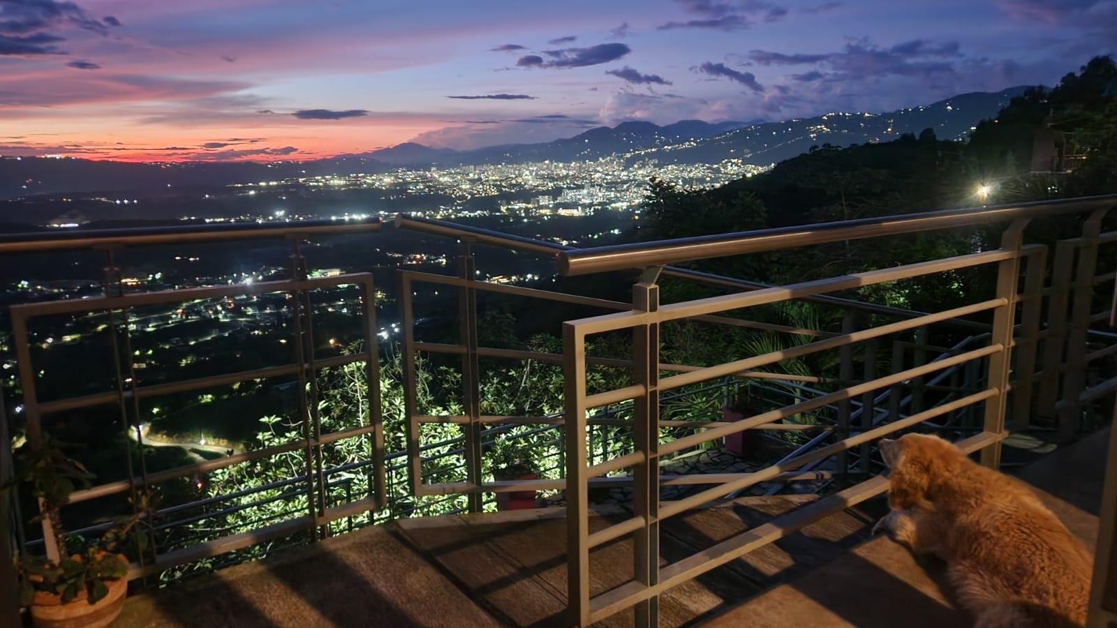 Casa con Lote con vista insuperable para toda la vida · fotografía 1